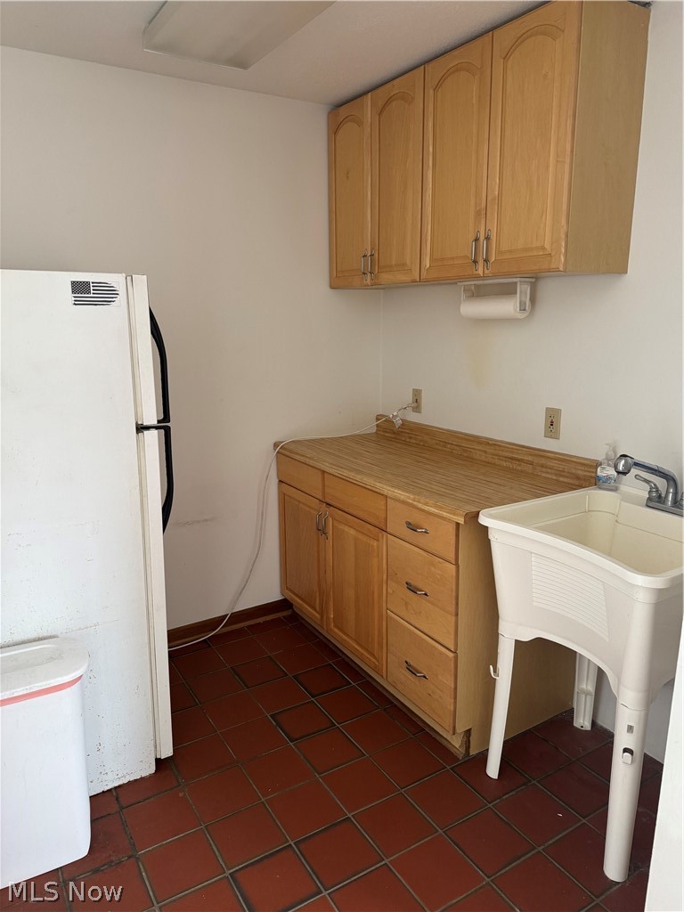 3881 Cottage Grove Road Akron OH 44319