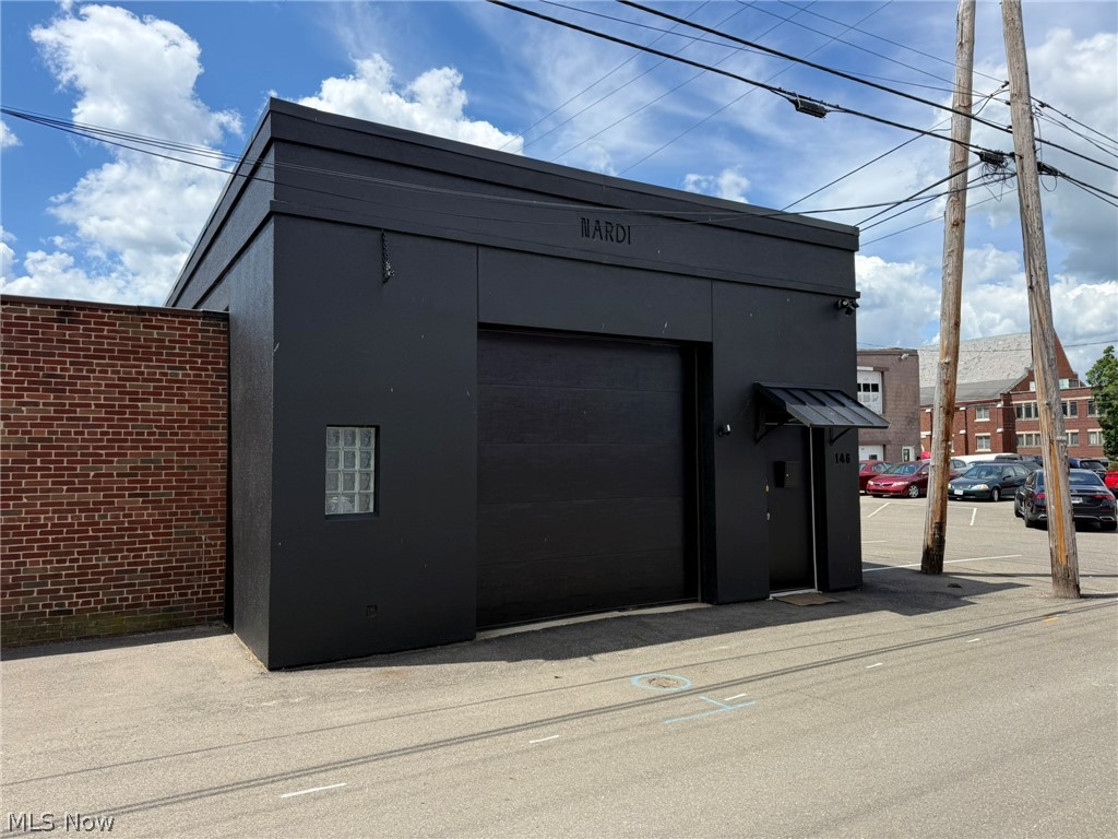 146 Ashwood Lane NW New Philadelphia OH 44663