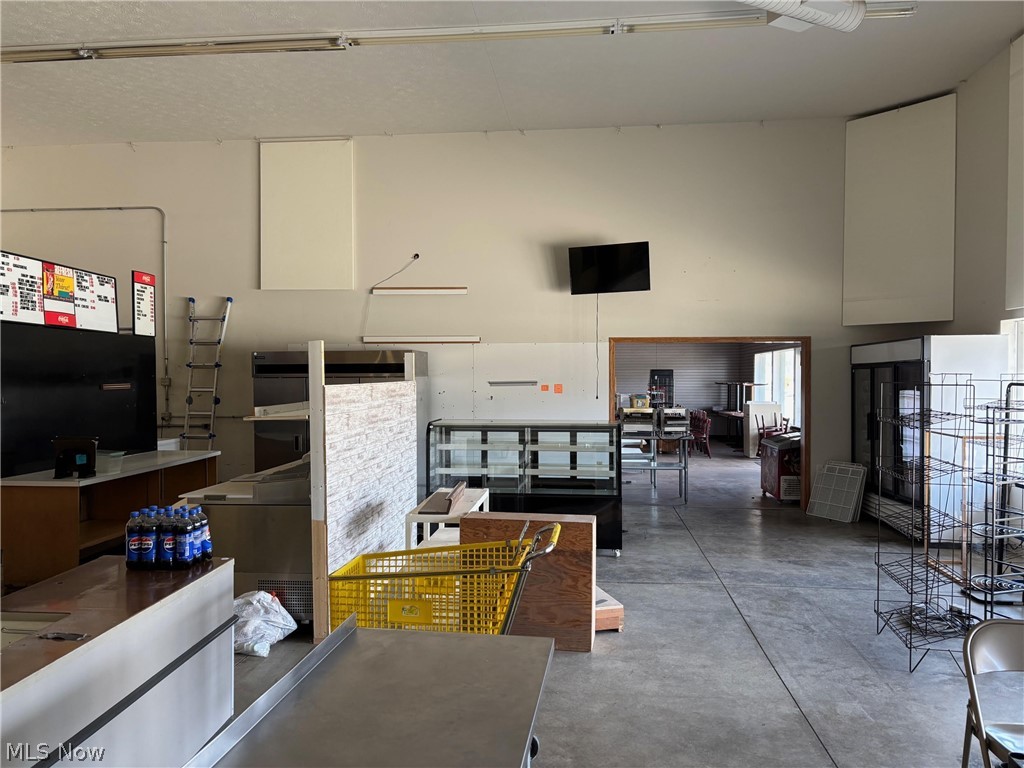 7845 E Lincoln Way Apple Creek OH 44606