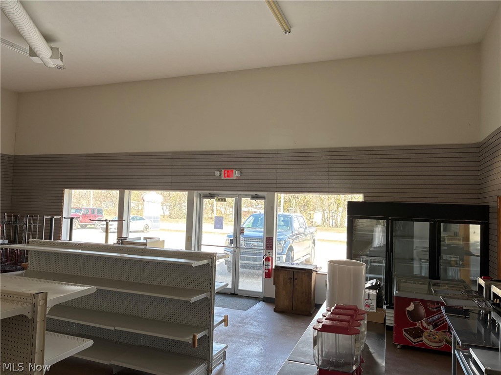 7845 E Lincoln Way Apple Creek OH 44606