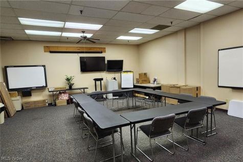 1260 Monroe Street NW New Philadelphia OH 44663