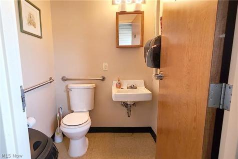 1260 Monroe Street NW New Philadelphia OH 44663