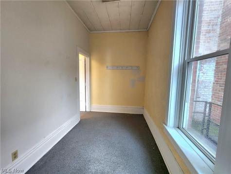 47 N 4th Street Zanesville OH 43701