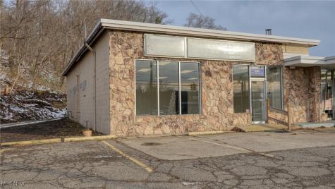 2325 E Wheeling Avenue Cambridge OH 43725