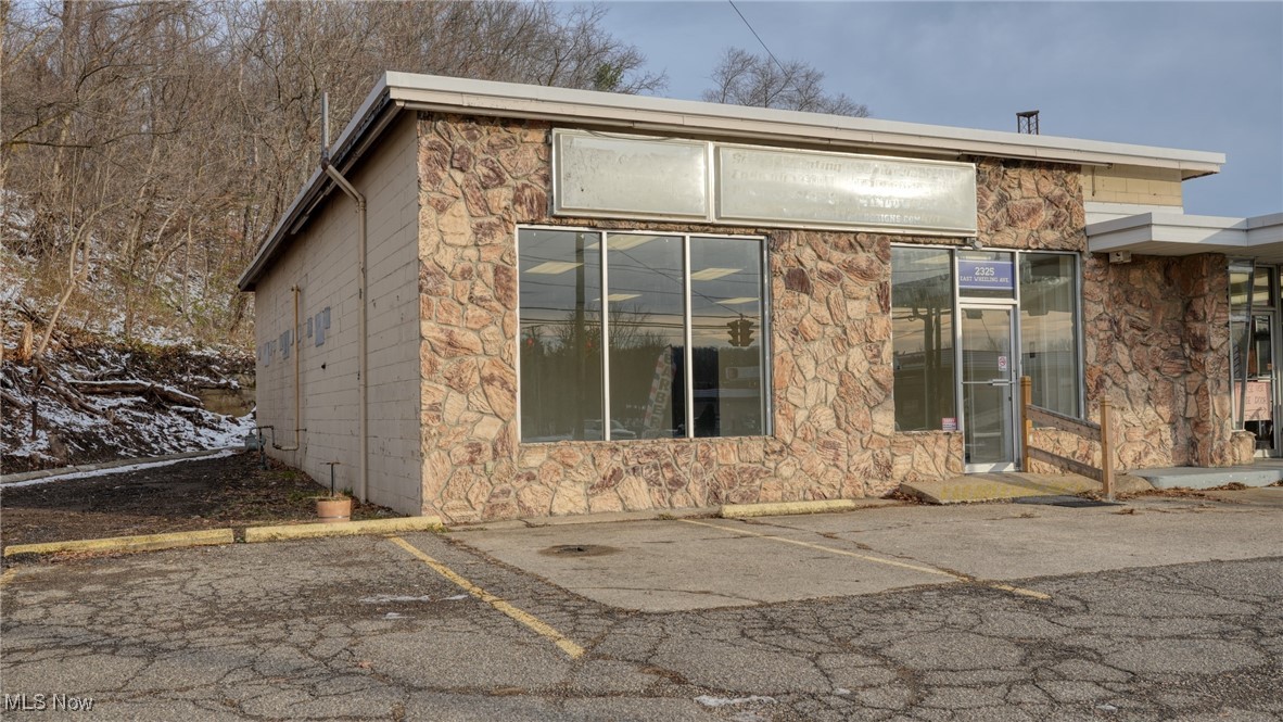 2325 E Wheeling Avenue Cambridge OH 43725