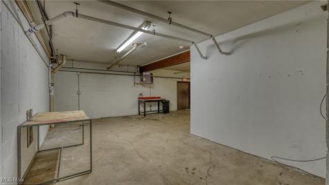 2325 E Wheeling Avenue Cambridge OH 43725