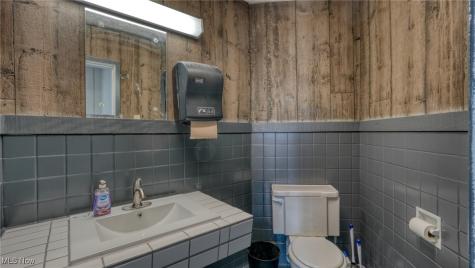 2325 E Wheeling Avenue Cambridge OH 43725