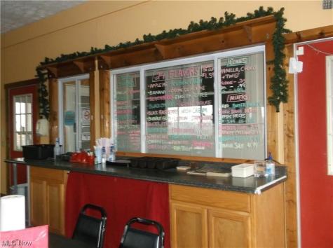 19510 Leatherwood Road Salesville OH 43778