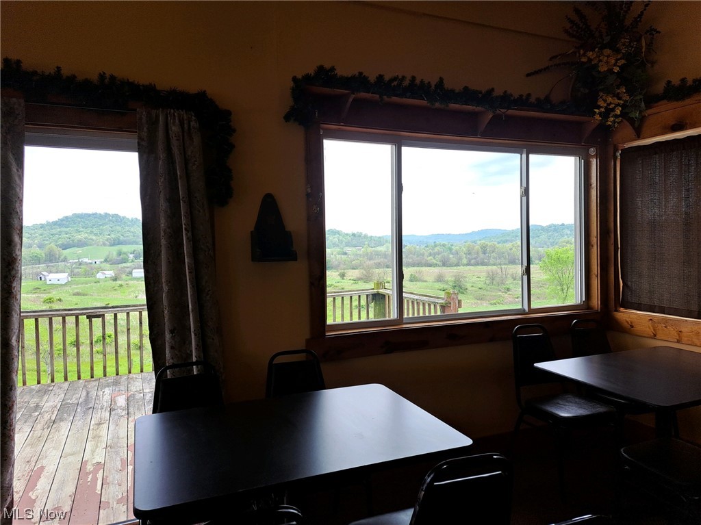 19510 Leatherwood Road Salesville OH 43778