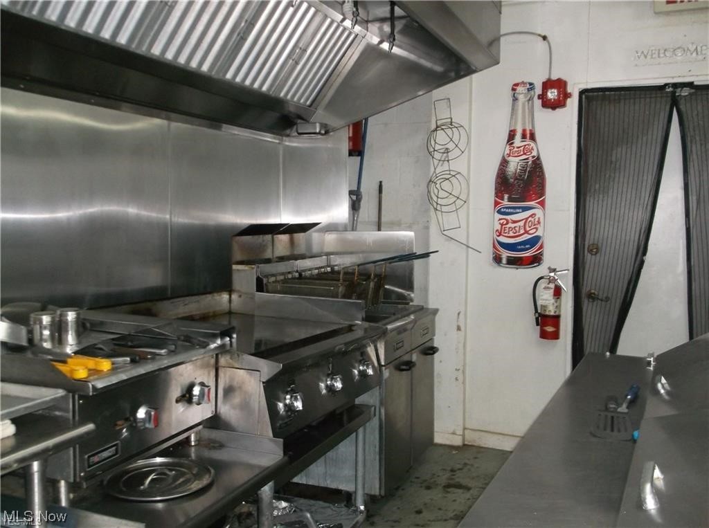 19510 Leatherwood Road Salesville OH 43778