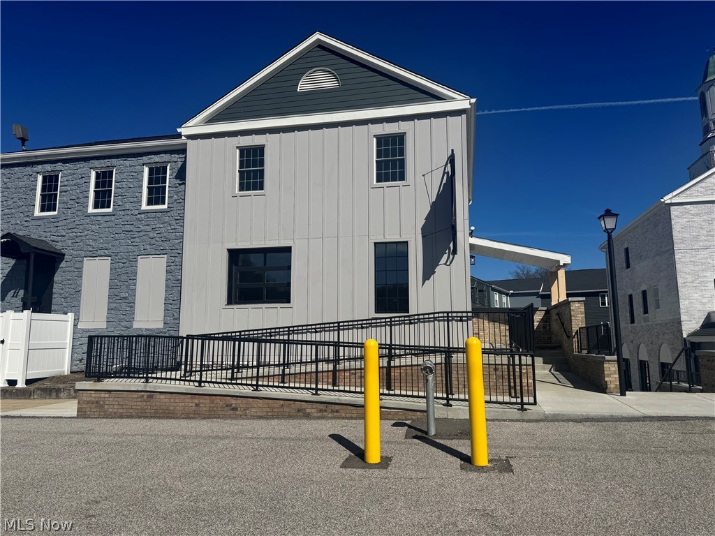 1244 Weathervane Lane Akron OH 44313