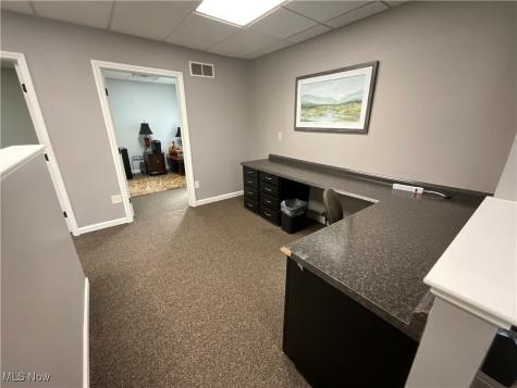 205 W Portage Trail Extension Cuyahoga Falls OH 44223