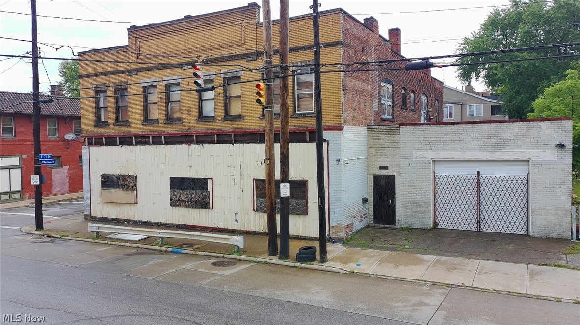 4131 E 71st Street Cleveland OH 44105