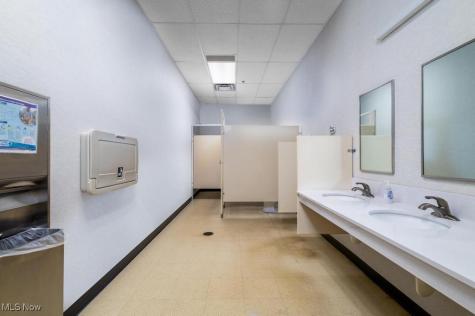 1260 Monroe Street NW New Philadelphia OH 44663