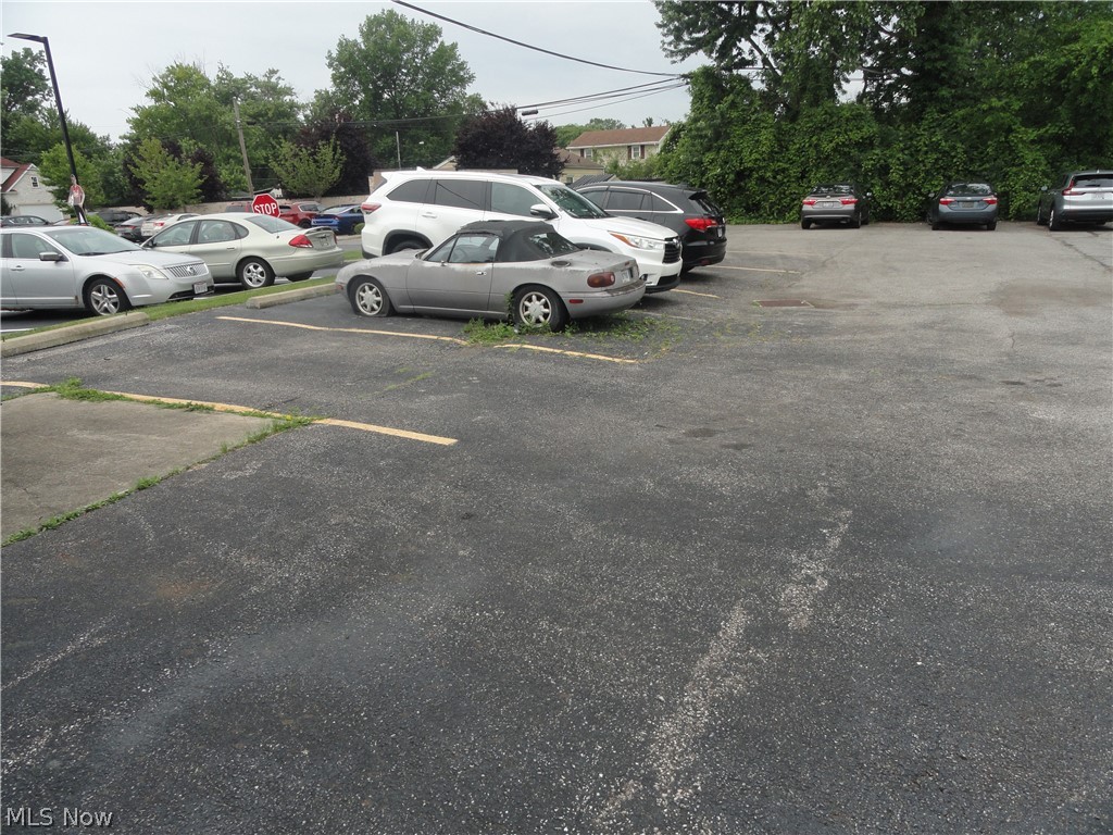 14354 Pearl Road Strongsville OH 44136