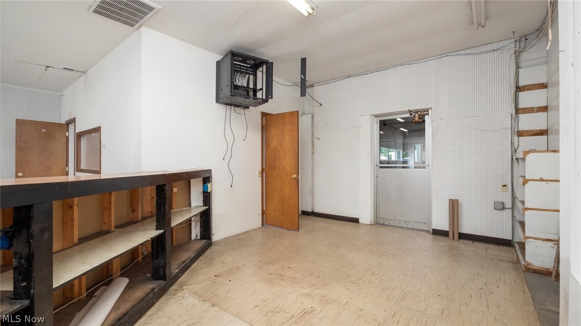 1950 East Pike Zanesville OH 43701