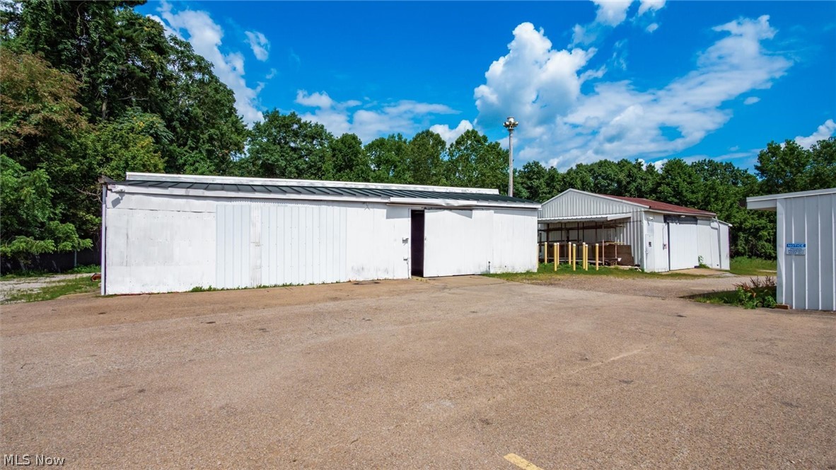 1950 East Pike Zanesville OH 43701