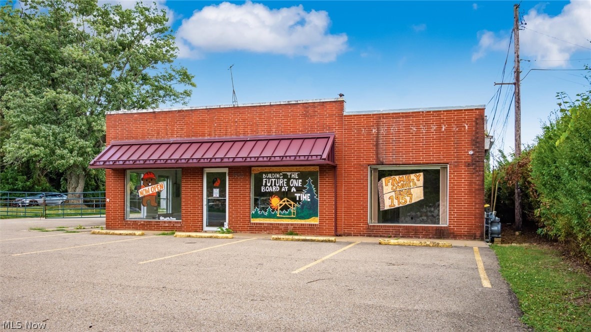 1950 East Pike Zanesville OH 43701