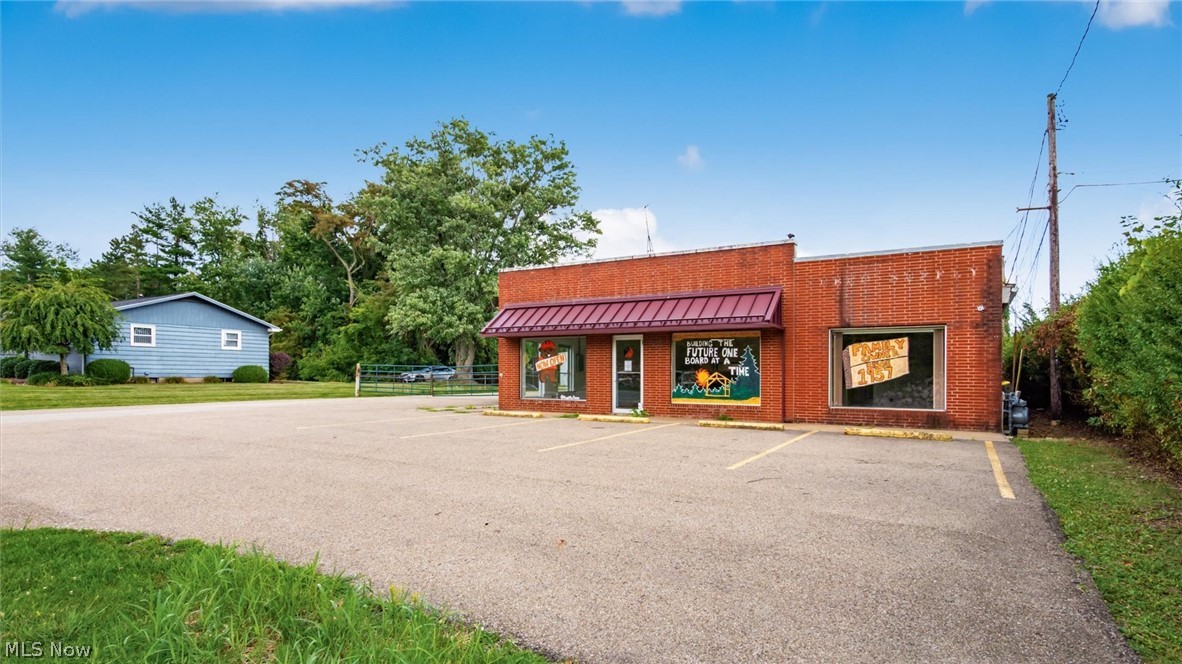 1950 East Pike Zanesville OH 43701