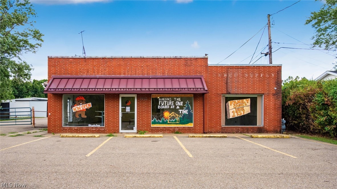1950 East Pike Zanesville OH 43701