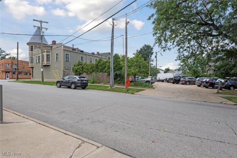 5808 Detroit Avenue Cleveland OH 44102