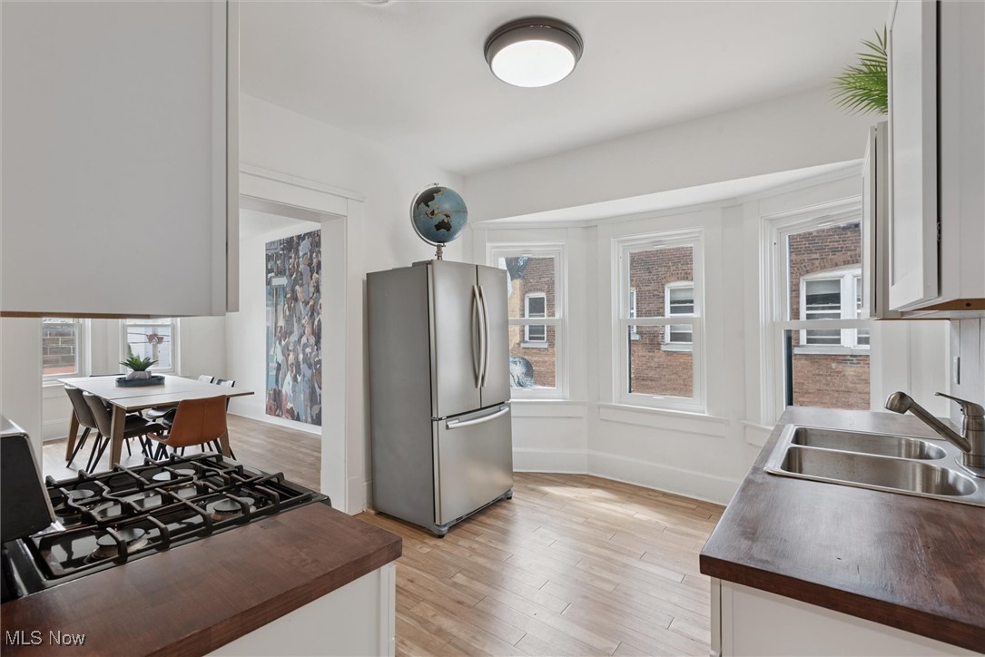 5808 Detroit Avenue Cleveland OH 44102