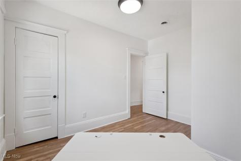 5808 Detroit Avenue Cleveland OH 44102