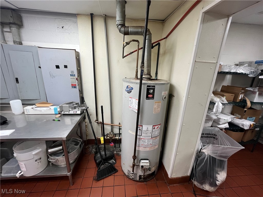 6140 Broadway Avenue Cleveland OH 44127