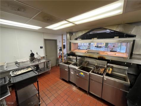 6140 Broadway Avenue Cleveland OH 44127