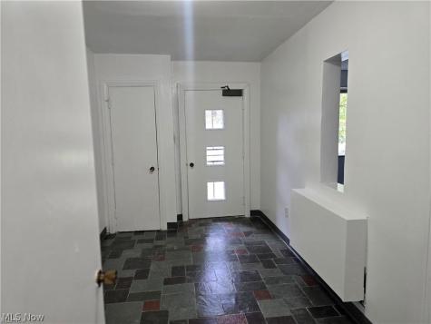 2475 N Taylor Road Cleveland Heights OH 44118