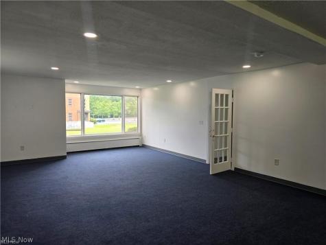 2475 N Taylor Road Cleveland Heights OH 44118