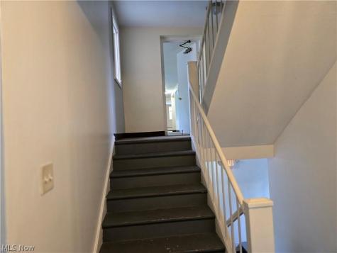 2475 N Taylor Road Cleveland Heights OH 44118