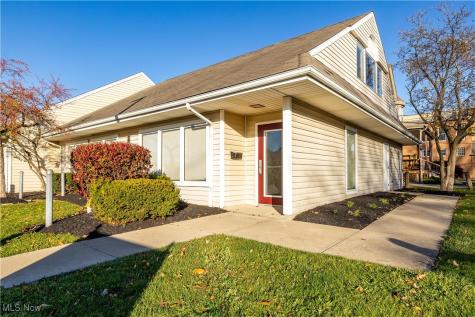 418 E Broad Street Elyria OH 44035