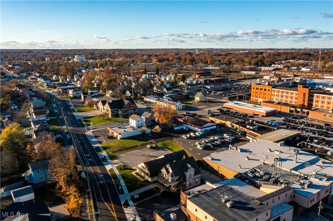 418 E Broad Street Elyria OH 44035
