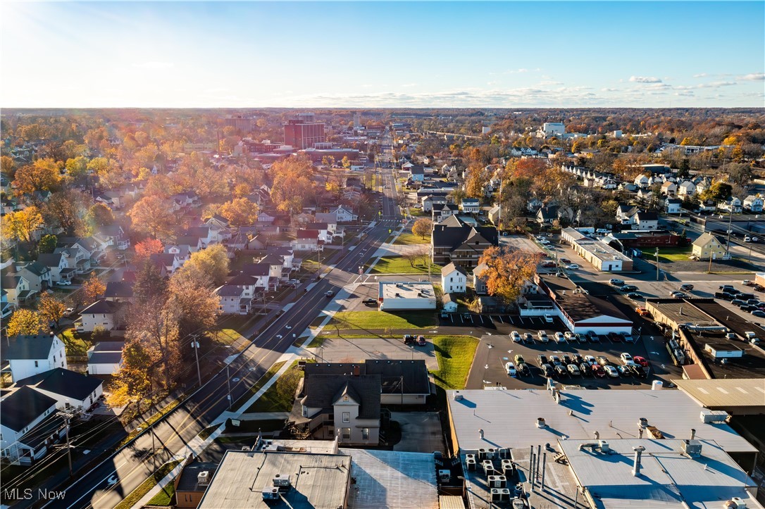 418 E Broad Street Elyria OH 44035