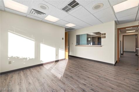 418 E Broad Street Elyria OH 44035