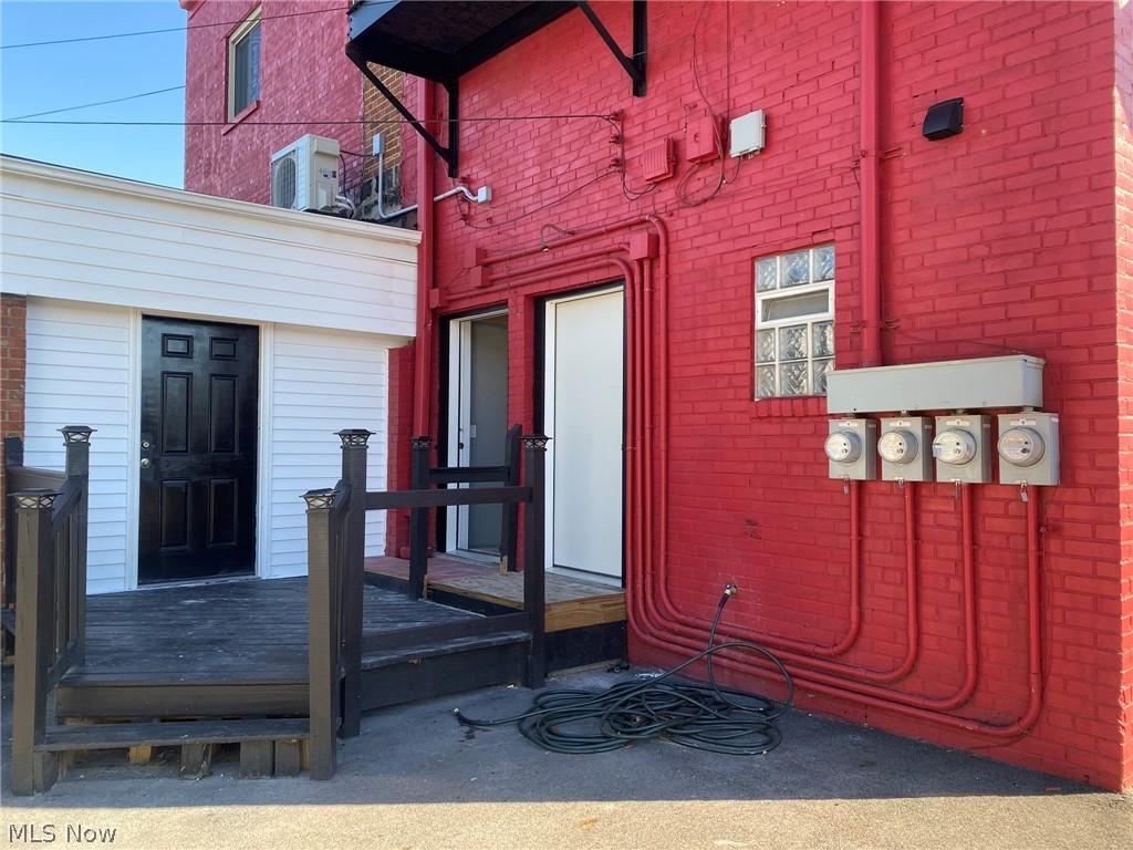 17405 Harvard Avenue Cleveland OH 44128