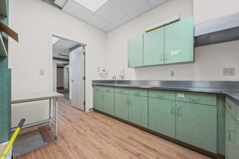 885 S Sawburg Avenue Alliance OH 44601