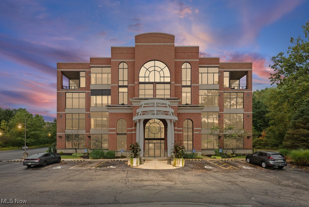 822 Kumho Drive Fairlawn OH 44333