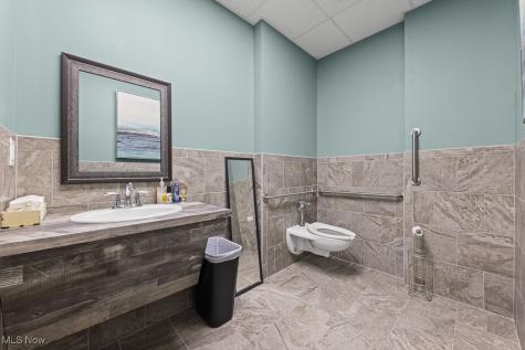 822 Kumho Drive Fairlawn OH 44333