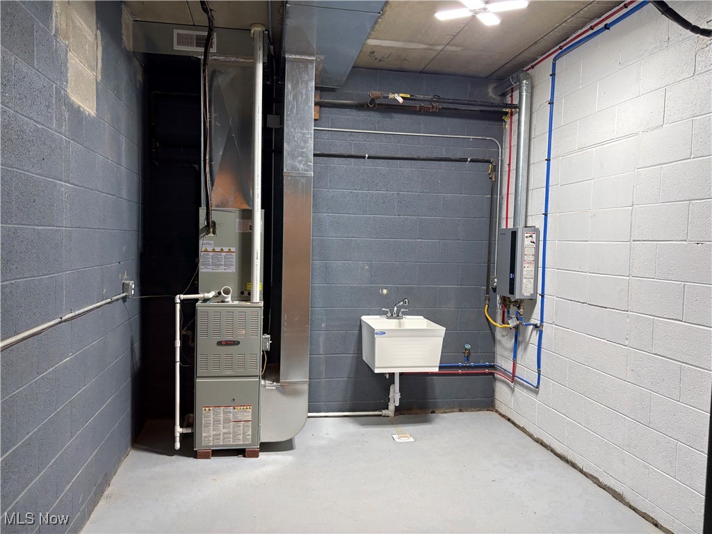 804 E Main Street Barnesville OH 43713