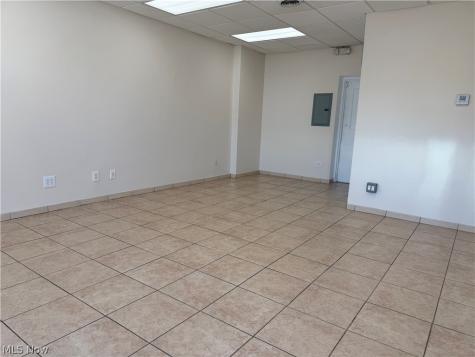 5380 E Lake Road Sheffield Lake OH 44054
