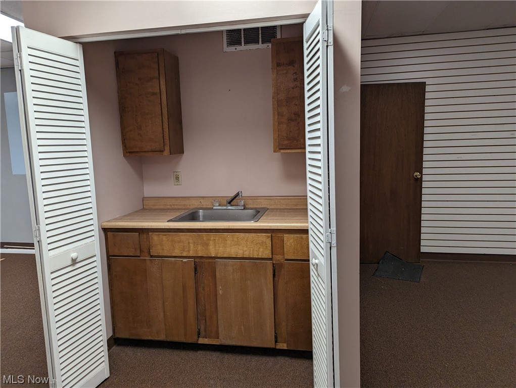 102 Cherry Avenue Chardon OH 44024