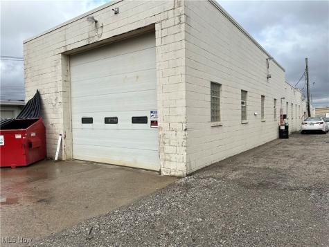 9119 Brookpark Road Cleveland OH 44129