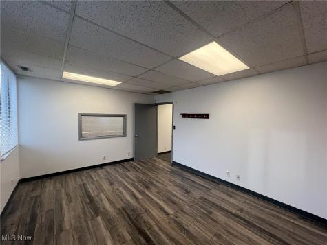 2940 Noble Road Cleveland Heights OH 44121