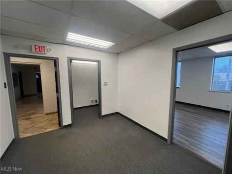 2940 Noble Road Cleveland Heights OH 44121