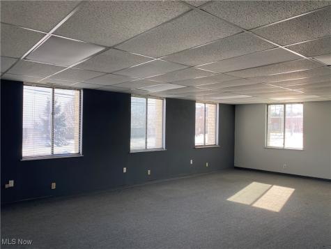 2940 Noble Road Cleveland Heights OH 44121