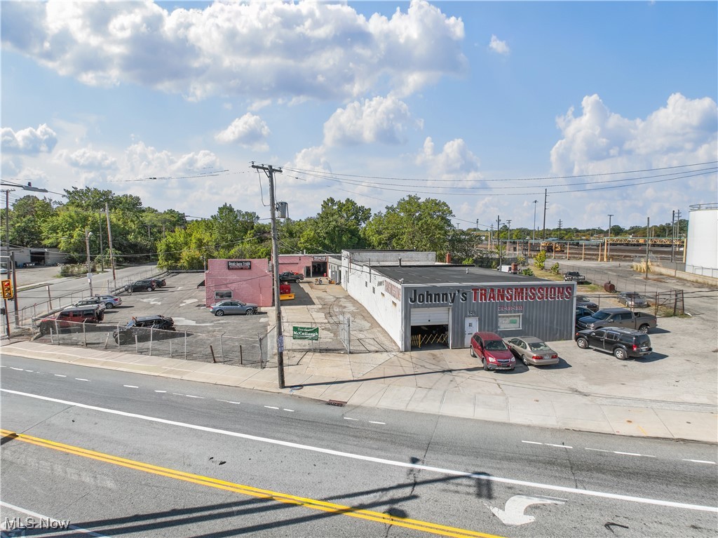 626 E 152nd Street Cleveland OH 44110