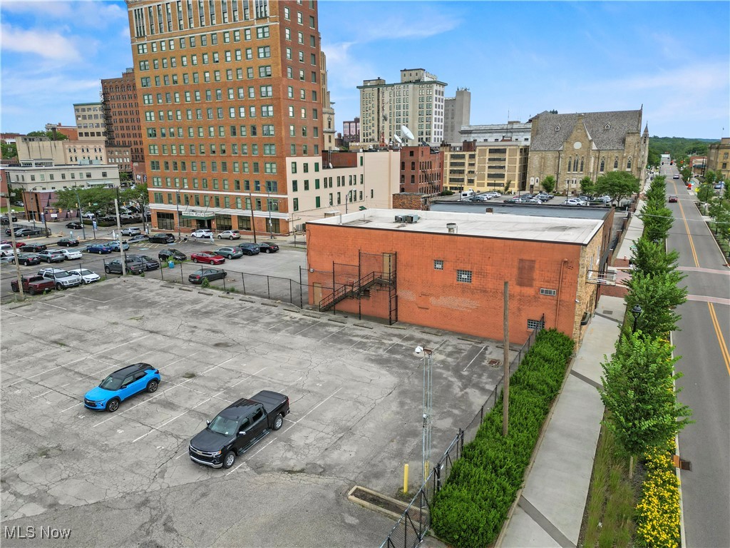 200-208 W Front Street Youngstown OH 44503