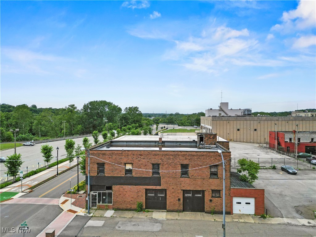 200-208 W Front Street Youngstown OH 44503